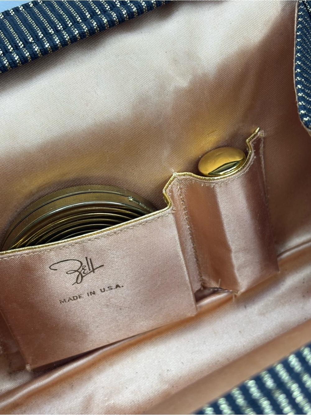 Vintage 1950s Zell Fifth Avenue vanity evening clutch - Picture 6 of 9